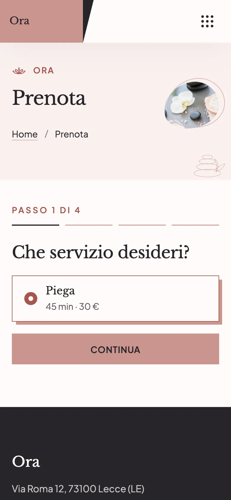 La prenotazione dal sito del salone sul telefono: scelta del servizio